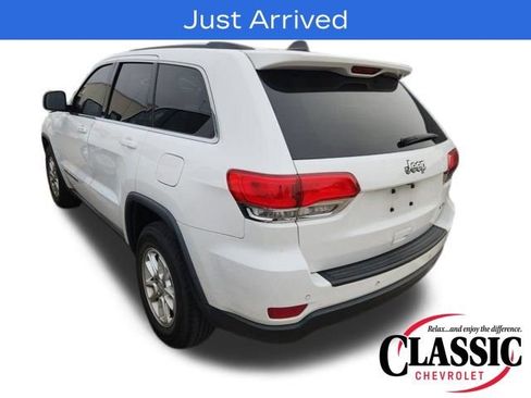 Used 2019 Jeep Grand Cherokee Laredo image 7