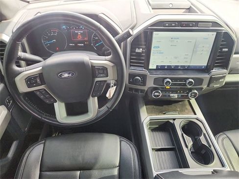 Used 2022 Ford F250 Lariat w/ Black Appearance Package image 11