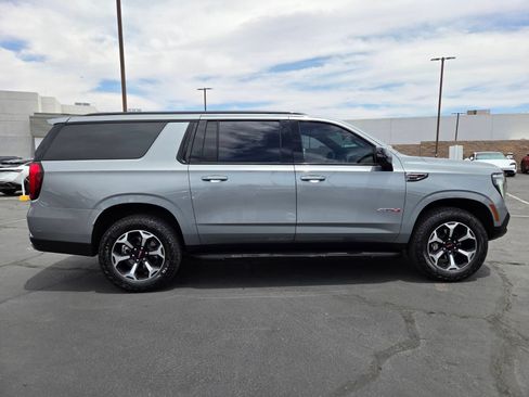 Used 2026 GMC Yukon XL AT4 w/ LPO, Floor Liner Package AWD/4WD image 7
