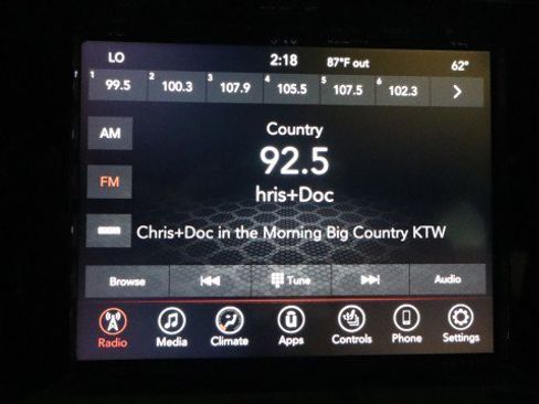 Used 2023 Dodge Durango SXT AWD/4WD image 15