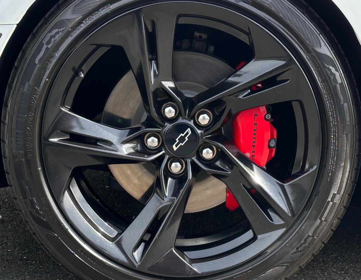Used 2021 Chevrolet Camaro LT w/ RS Package RWD image 11
