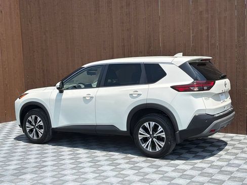 Used 2023 Nissan Rogue SV FWD image 14