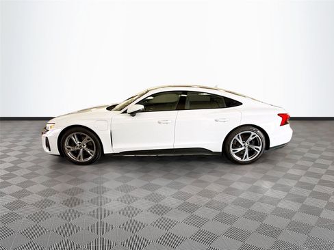Used 2023 Audi e-tron GT Prestige w/ Prestige Package AWD/4WD image 4