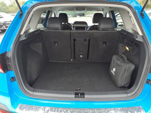 Certified 2022 Volkswagen Taos SE image 14