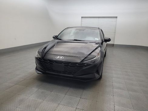 Used 2022 Hyundai Elantra SEL w/ Preferred Accessory Package FWD image 15