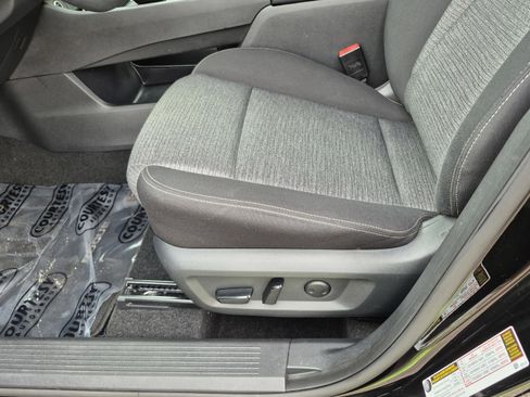 Certified 2021 Nissan Rogue SV FWD image 20