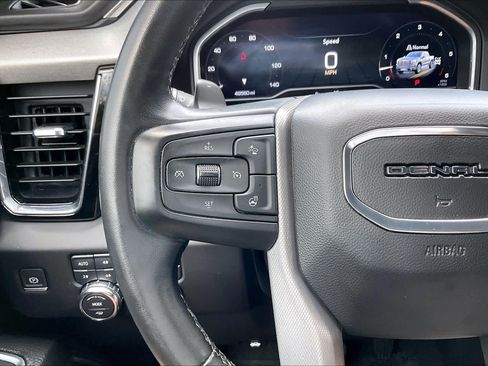 Used 2023 GMC Sierra 1500 Denali w/ Technology Package AWD/4WD image 24