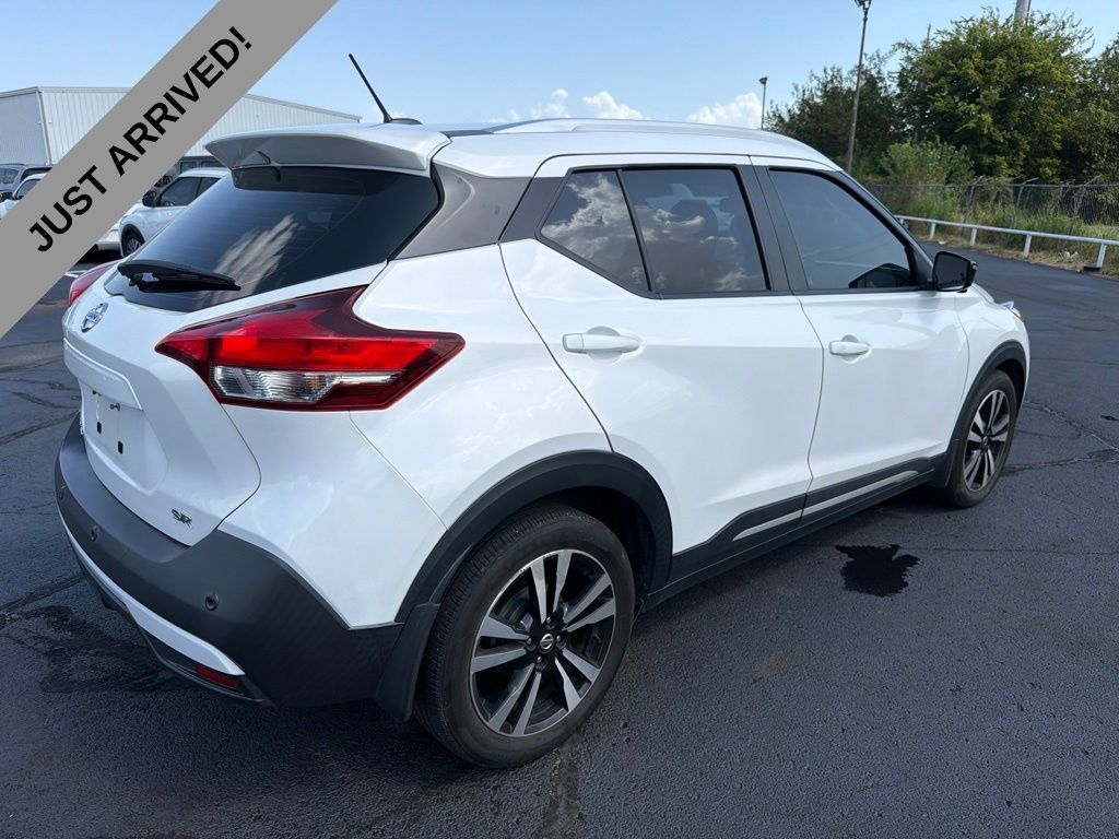 Certified 2020 Nissan Kicks SR w/ SR Premium Package FWD image 5