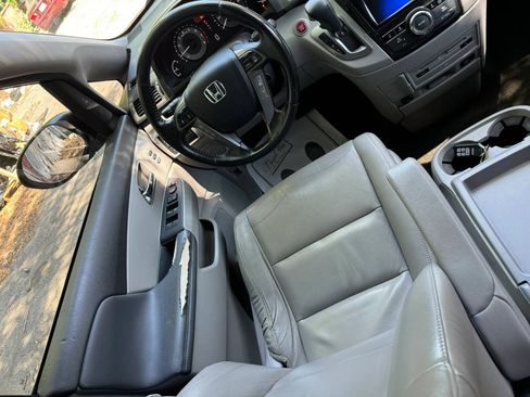 Used 2016 Honda Odyssey Touring image 11