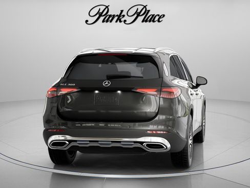 Used 2026 Mercedes-Benz GLC 300 image 17