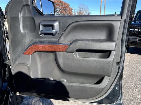 Used 2018 GMC Sierra 1500 SLE w/ SLE Value Package image 22