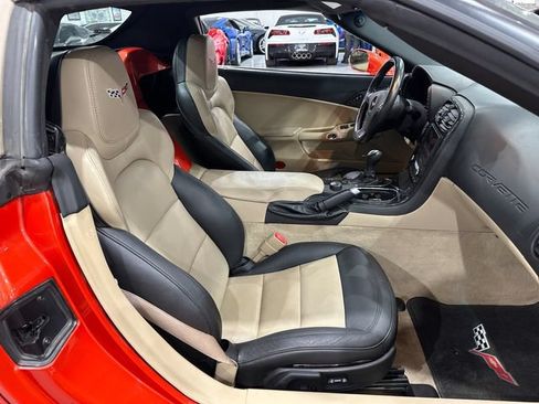 Used 2012 Chevrolet Corvette Convertible w/ 3LT Preferred Equipment Group RWD image 12