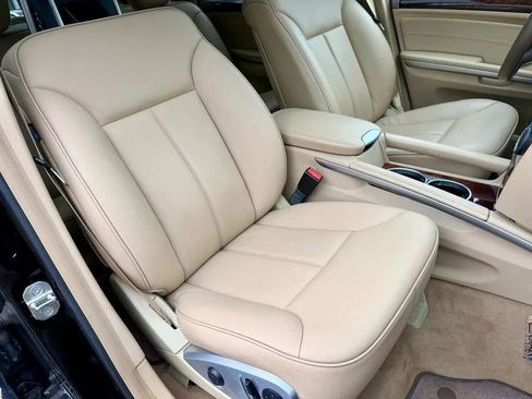 Used 2012 Mercedes-Benz GL 450 4MATIC image 18