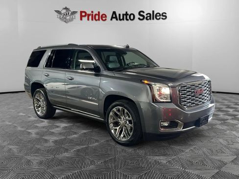 Used 2018 GMC Yukon Denali w/ Denali Ultimate Package AWD/4WD image 3