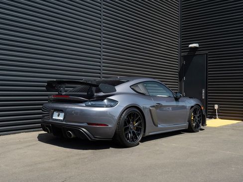 Used 2023 Porsche 718 Cayman GT4 RS image 9