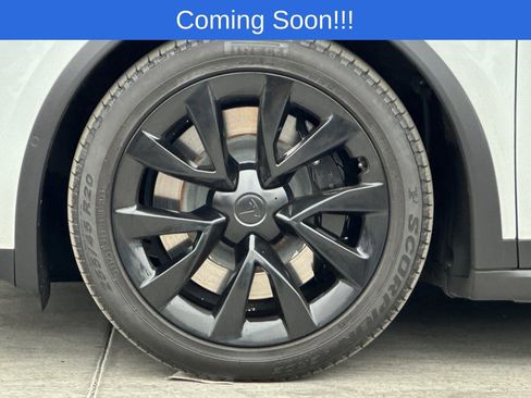 Used 2022 Tesla Model X Plaid image 27