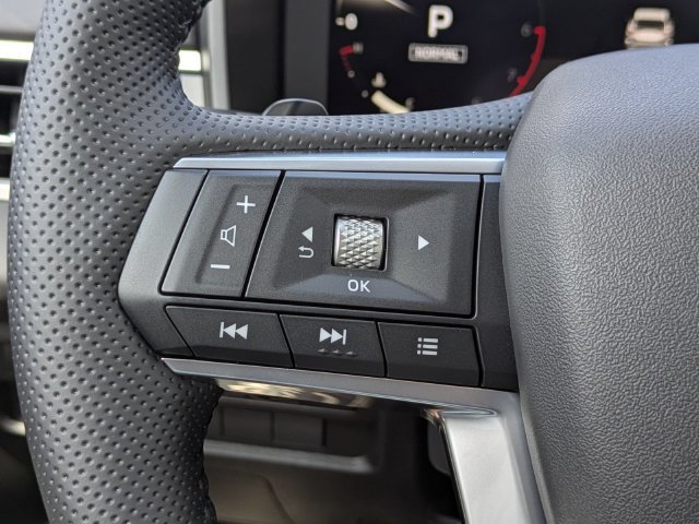 New 2026 Mitsubishi Outlander SEL FWD image 28