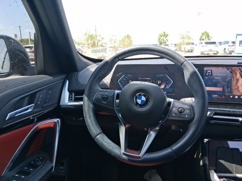 Used 2025 BMW X1 xDrive28i w/ Convenience Package AWD/4WD image 9