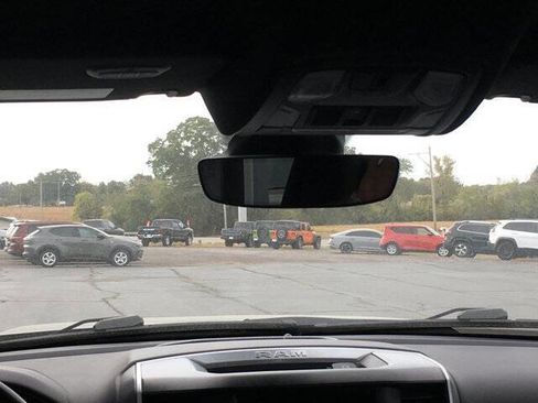 Used 2022 RAM 1500 Big Horn image 12