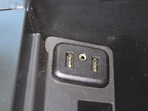 Used 2019 Chevrolet Suburban LT image 44