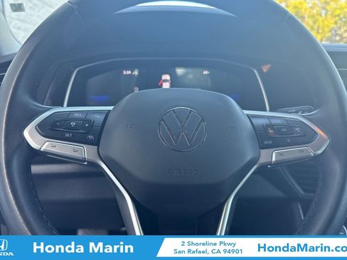 Used 2024 Volkswagen Jetta SE FWD image 25