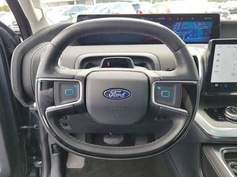 Certified 2025 Ford Expedition Max Platinum AWD/4WD image 24
