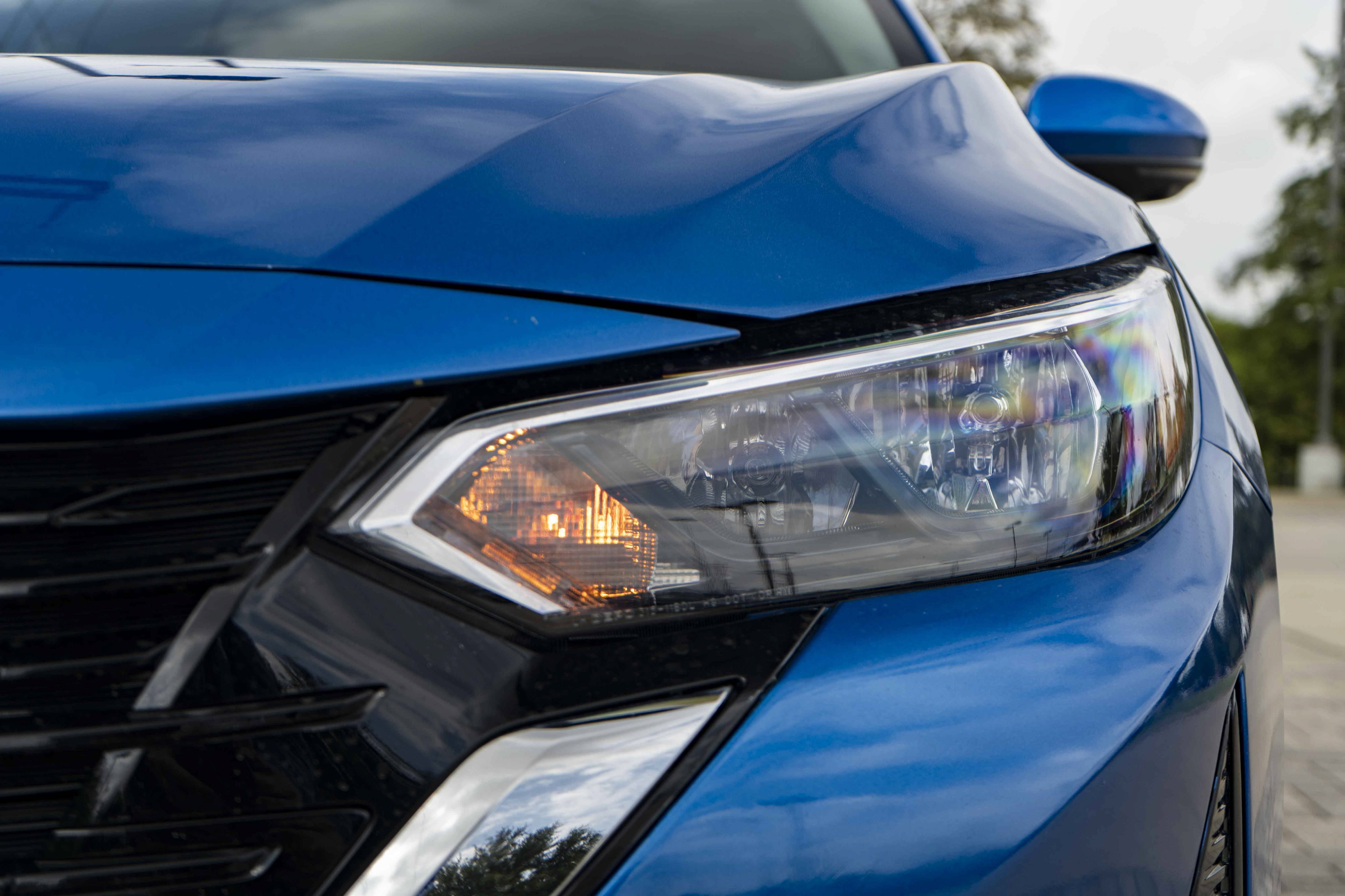 Used 2024 Nissan Sentra SV w/ SV Premium Package FWD image 11