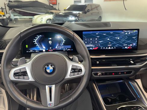 Used 2025 BMW X6 M60i w/ Executive Package image 12
