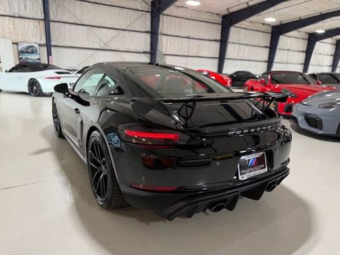 Used 2020 Porsche 718 Cayman GT4 RWD image 68