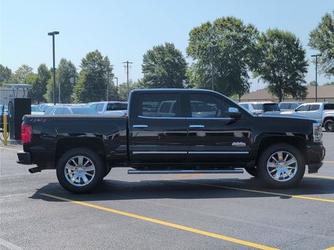 Used 2018 Chevrolet Silverado 1500 High Country AWD/4WD image 8