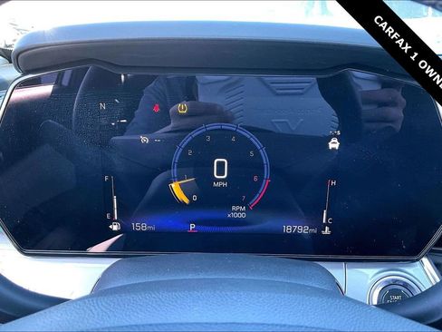 Used 2025 Chevrolet Trax LT w/ LT Convenience Package image 13