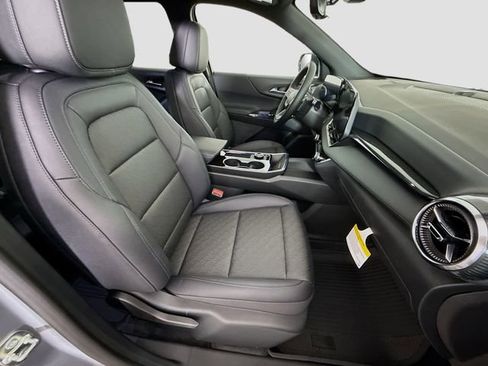 New 2026 Chevrolet Equinox LT w/ Convenience Package II FWD image 26