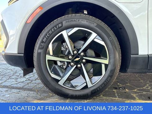 Used 2026 Chevrolet Equinox EV LT FWD image 31