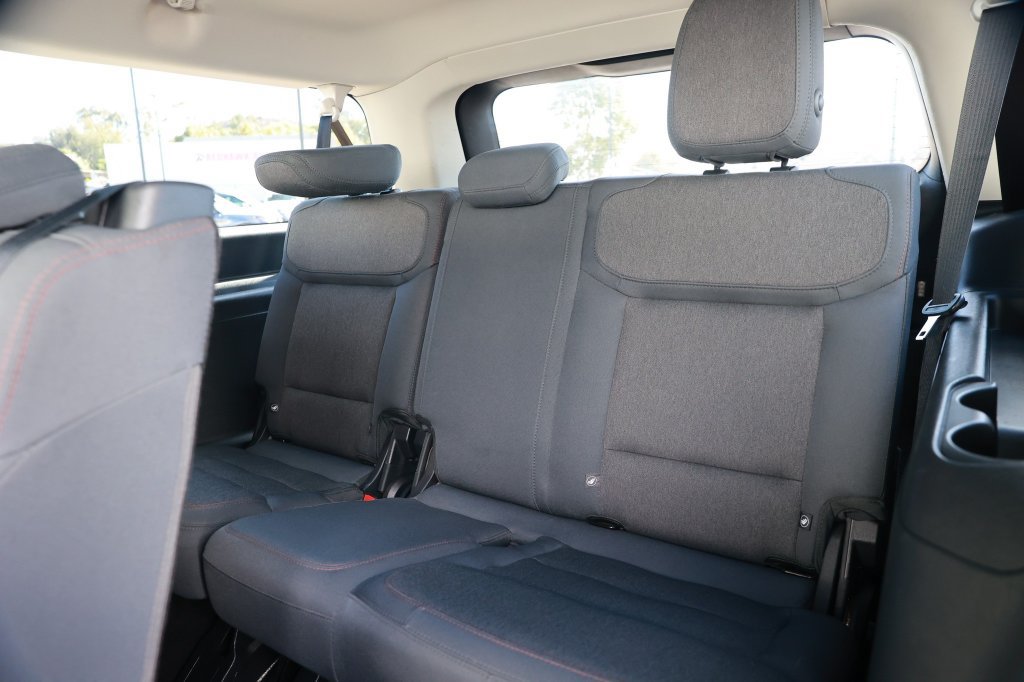 Used 2025 Ford Expedition Max Active AWD/4WD image 37