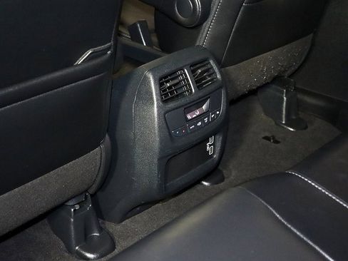 Used 2022 Honda Pilot Special Edition image 16