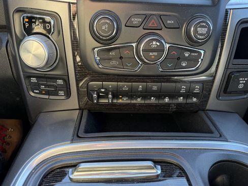 Used 2018 RAM 1500 Limited image 11