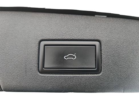 Used 2023 Volkswagen ID.4 Pro S image 30