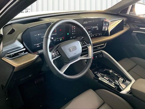 New 2025 Audi Q5 Premium Plus image 7