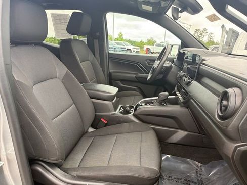 Used 2023 Chevrolet Colorado Trail Boss w/ Technology Package AWD/4WD image 44