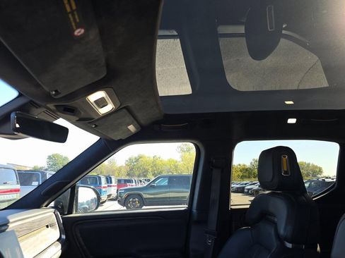 Used 2022 Rivian R1T Adventure image 14