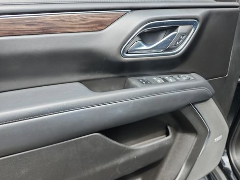 Used 2023 Chevrolet Tahoe LT RWD image 15