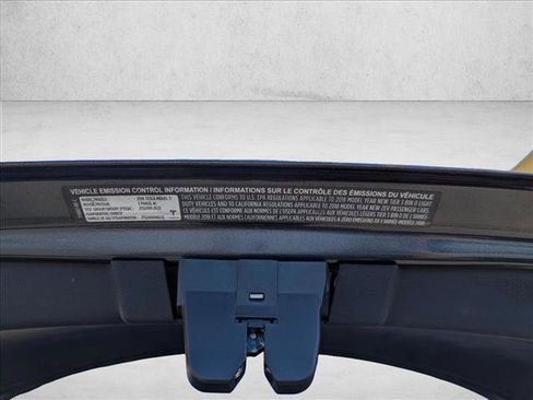 Used 2018 Tesla Model 3 Long Range image 25
