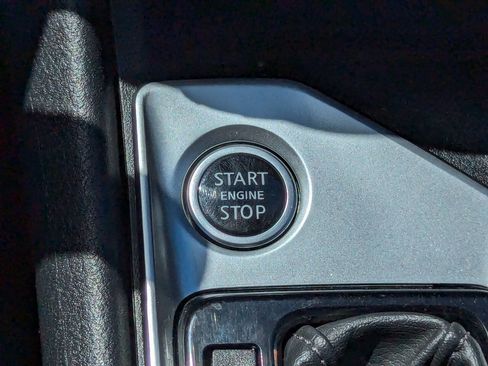 Used 2019 Nissan Altima 2.5 SV AWD/4WD image 23