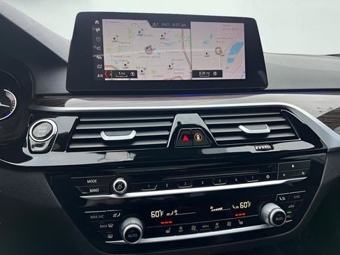 Used 2019 BMW 530i xDrive w/ Convenience Package image 47