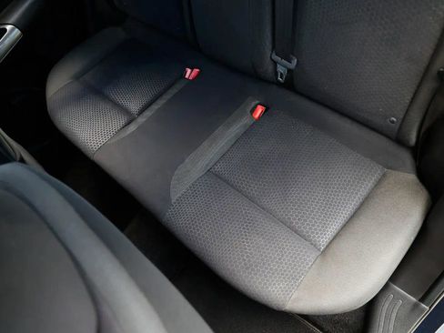 Used 2013 Nissan Juke SV FWD image 10
