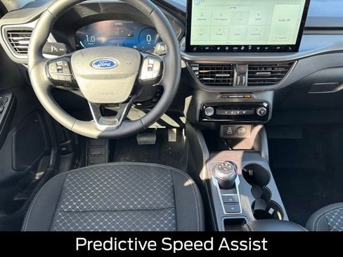 New 2026 Ford Escape Active w/ Active Premium Tech Pack image 18