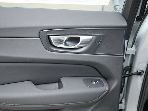 New 2026 Volvo XC60 B5 Ultra w/ Climate Package image 20