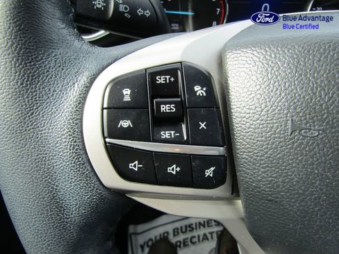 Certified 2023 Ford Explorer XLT w/ Equipment Group 202A AWD/4WD image 34