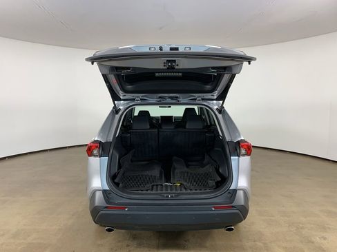 Used 2023 Toyota RAV4 XLE w/ XLE Grade Weather Package AWD/4WD image 12