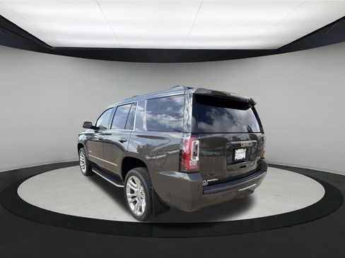 Used 2020 GMC Yukon SLT w/ Premium Edition AWD/4WD image 3